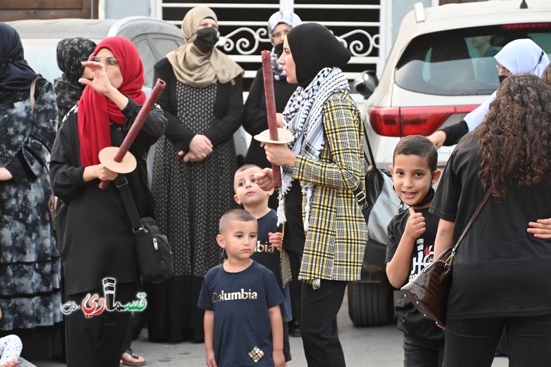 كفرقاسم- فيديو: مسيرة المشاعل السنوية - صمت اللسان فعزفت الاذن  فنطق القلب وذرفت العين - وعادل عامر  لهذه المسيرة قدسية خاصة ... وادعو الجميع للمشاركة غدا في احياء الذكرى ال65